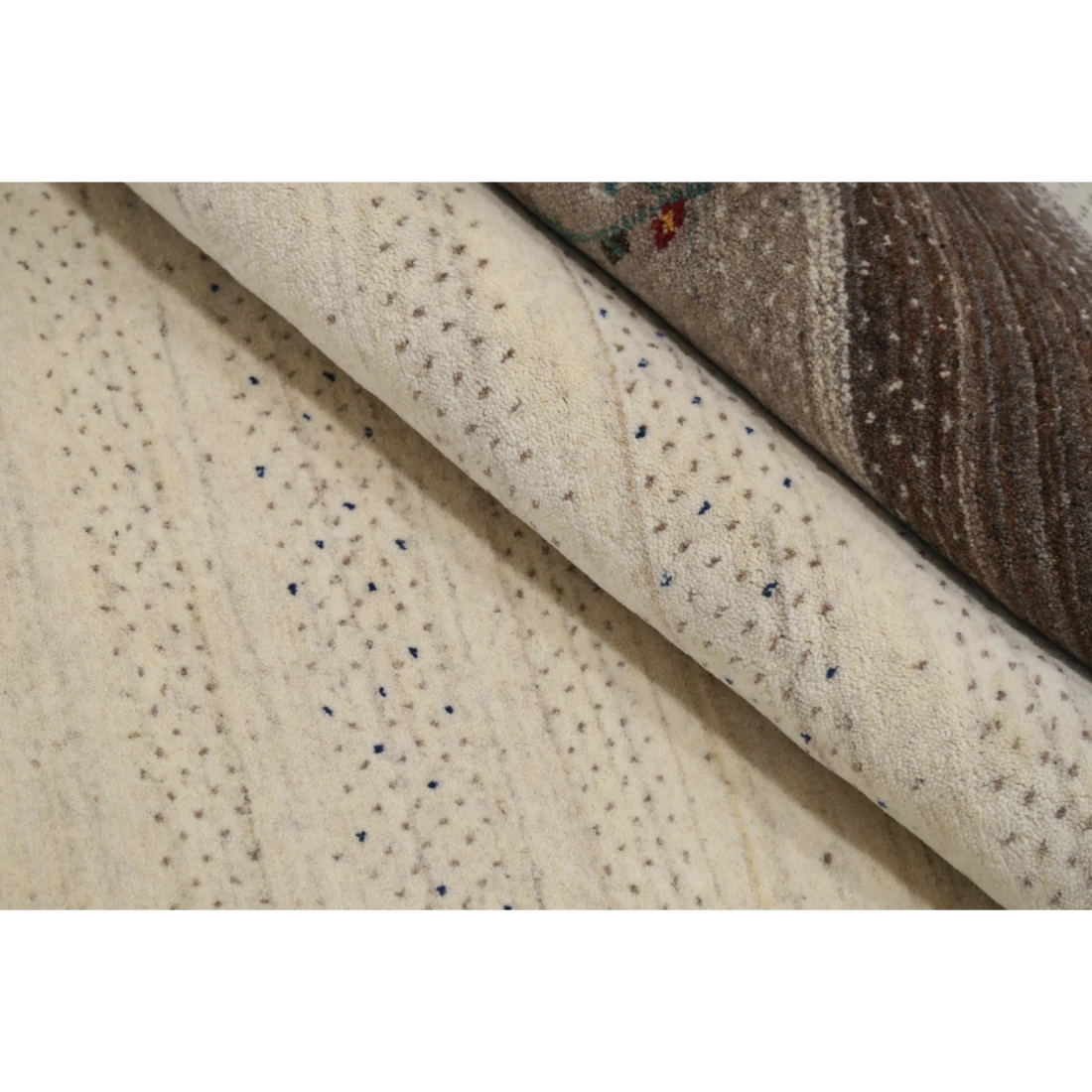 Hand Made Lori Wool Rug 5' 3" X 7' 7"