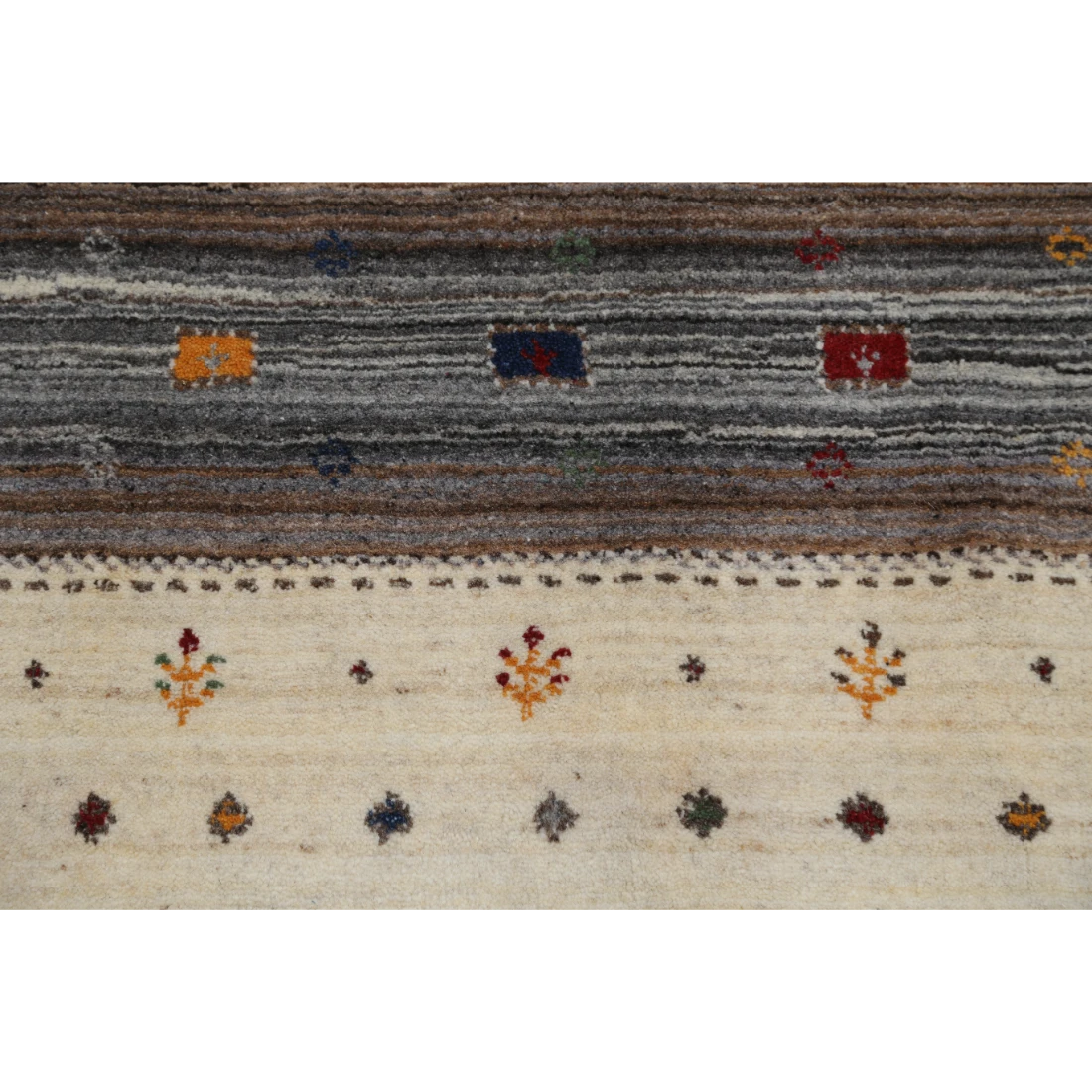 Hand Made Lori Wool Rug 4' 1" X 5' 11"
