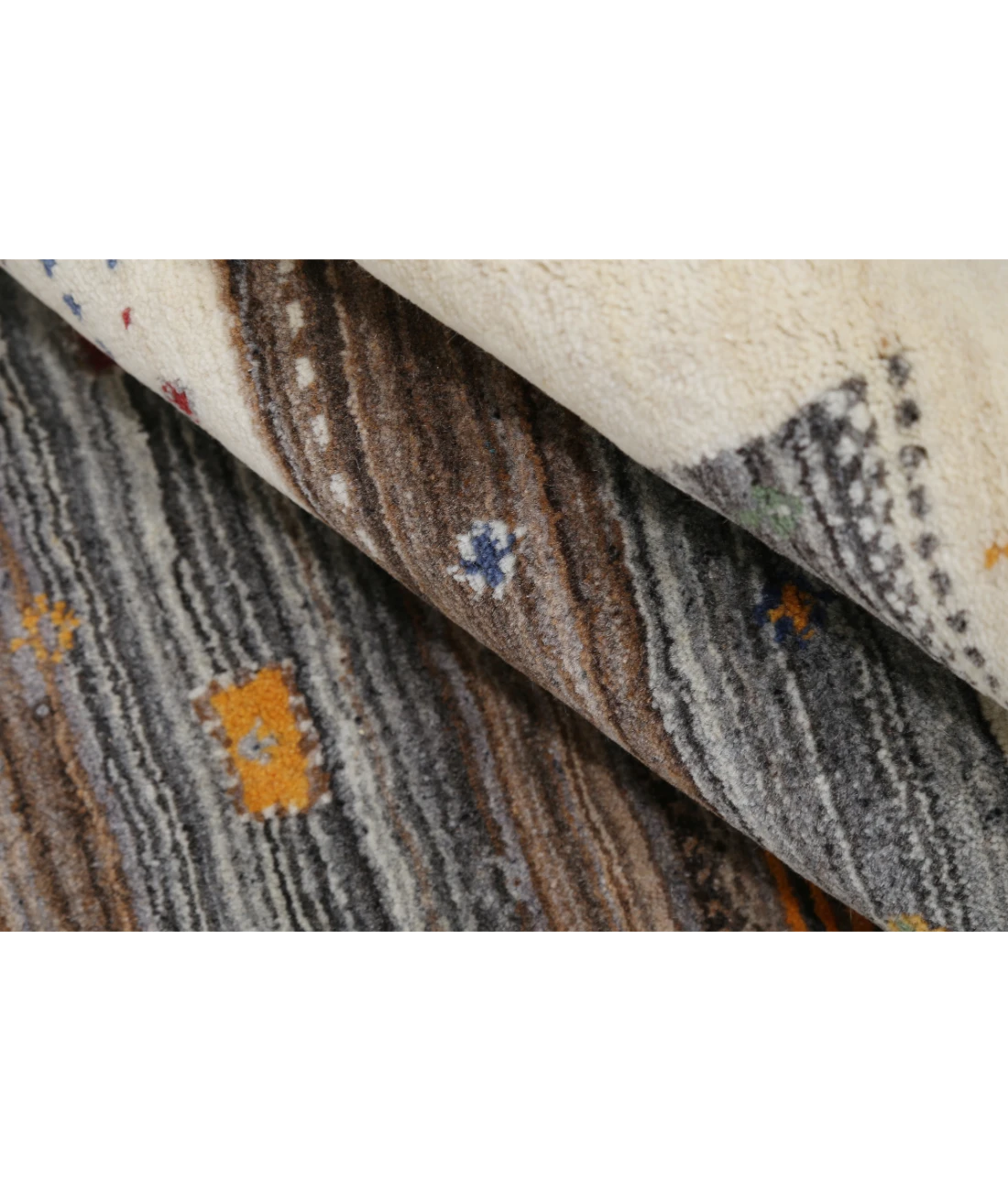Hand Made Lori Wool Rug 4' 1" X 5' 11"