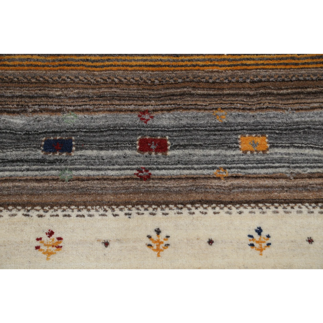 Hand Made Lori Wool Rug 4' 0" X 5' 10"