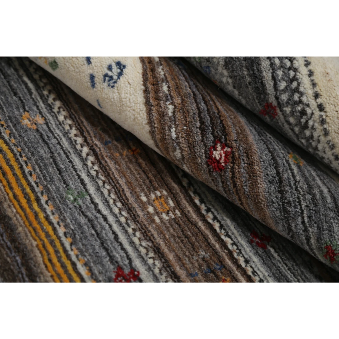 Hand Made Lori Wool Rug 3' 11" X 5' 9"
