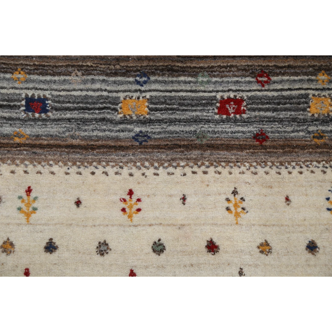 Hand Made Lori Wool Rug 3' 0" X 5' 3"