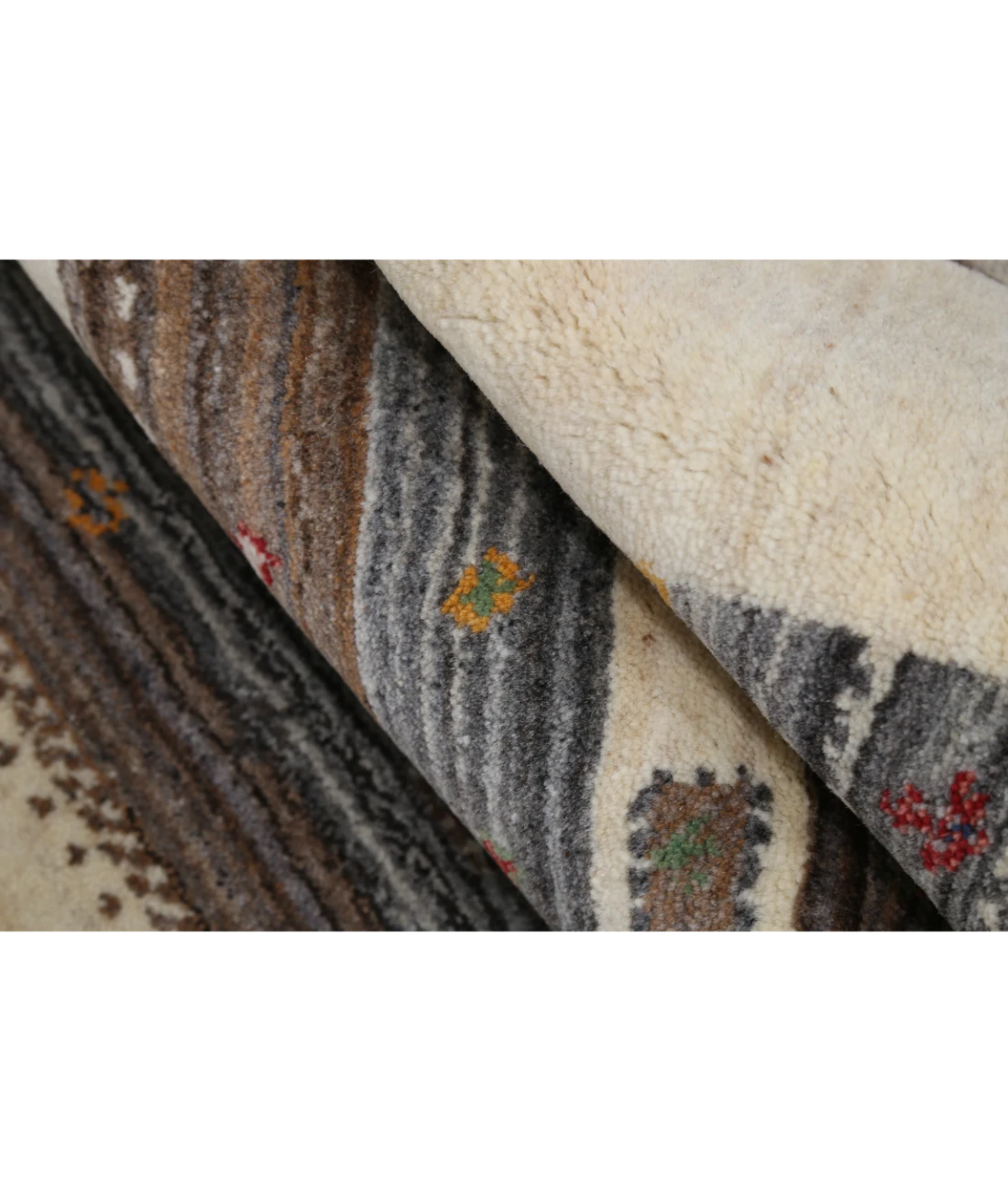 Hand Made Lori Wool Rug 3' 0" X 5' 3"