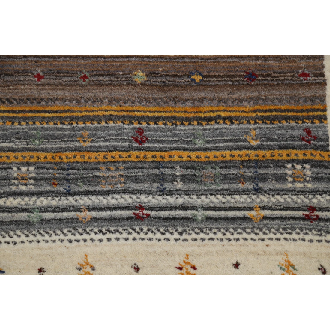 Hand Made Lori Wool Rug 3' 0" X 5' 2"