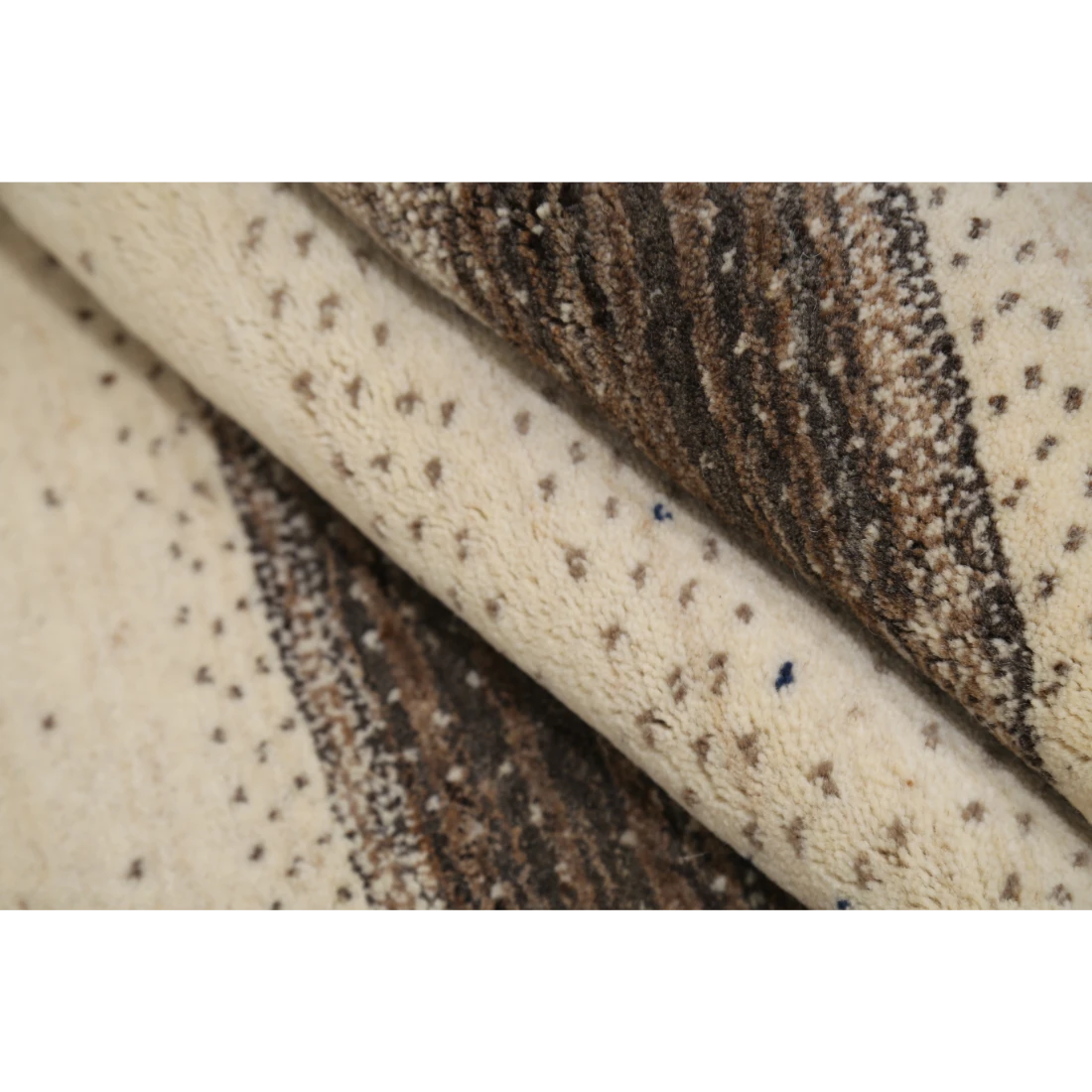 Hand Made Lori Wool Rug 2' 11" X 3' 11"