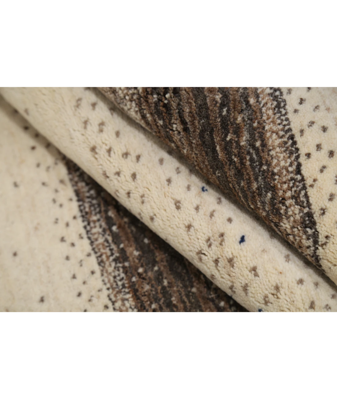 Hand Made Lori Wool Rug 2' 11" X 3' 11"