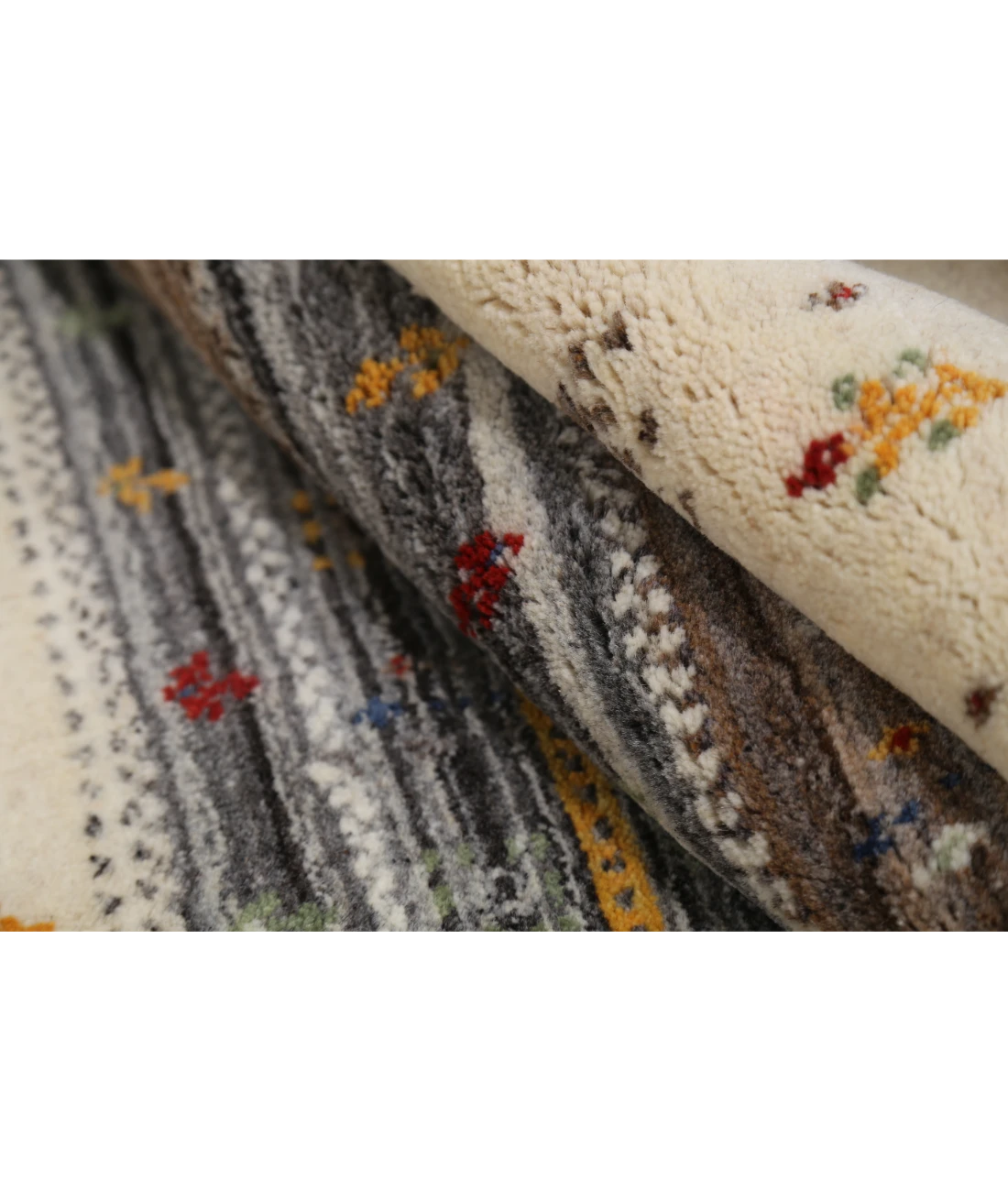 Hand Made Lori Wool Rug 2' 11" X 5' 2"