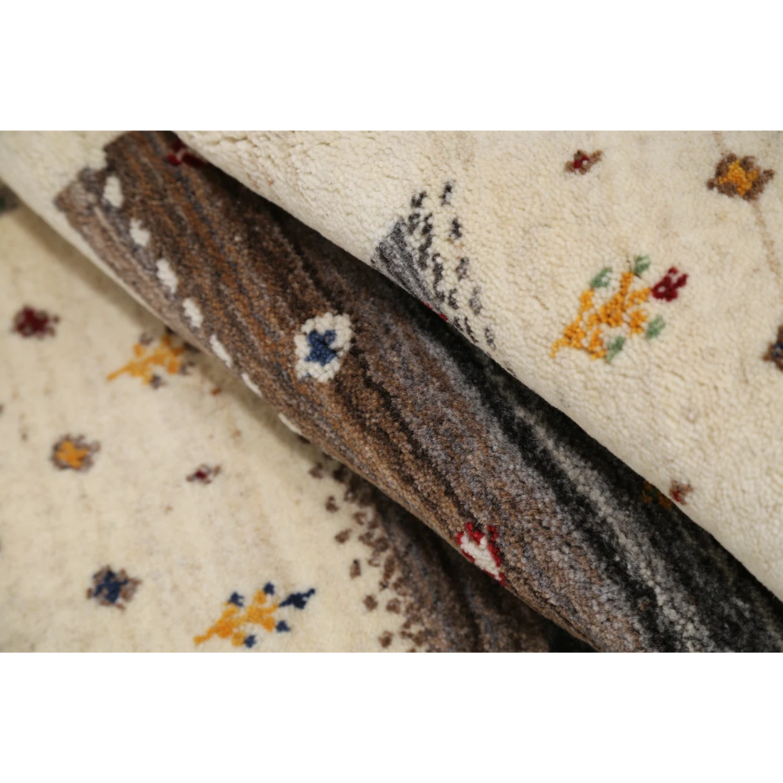 Hand Made Lori Wool Rug 3' 0" X 5' 2"