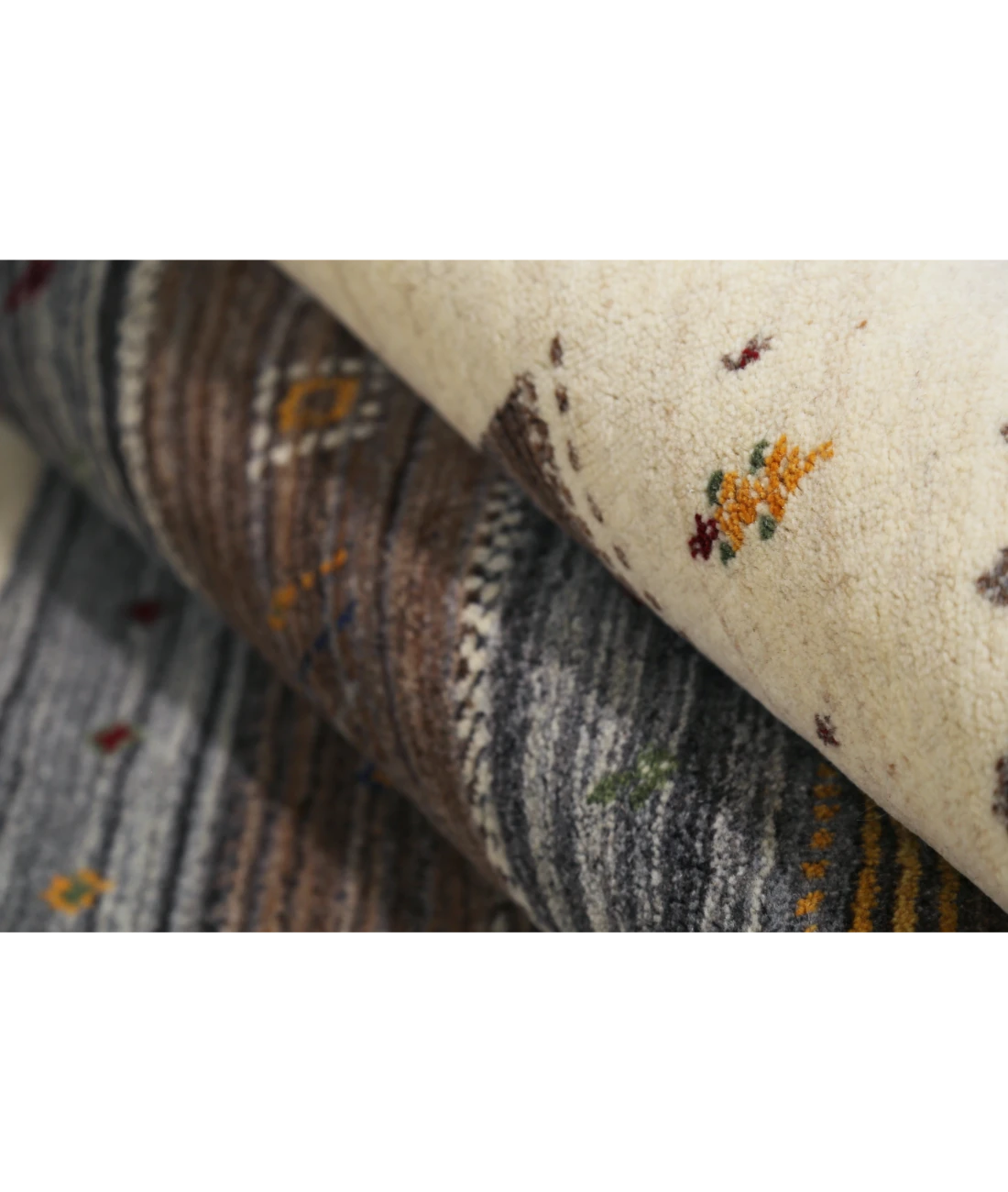 Hand Made Lori Wool Rug 5' 6" X 7' 10"