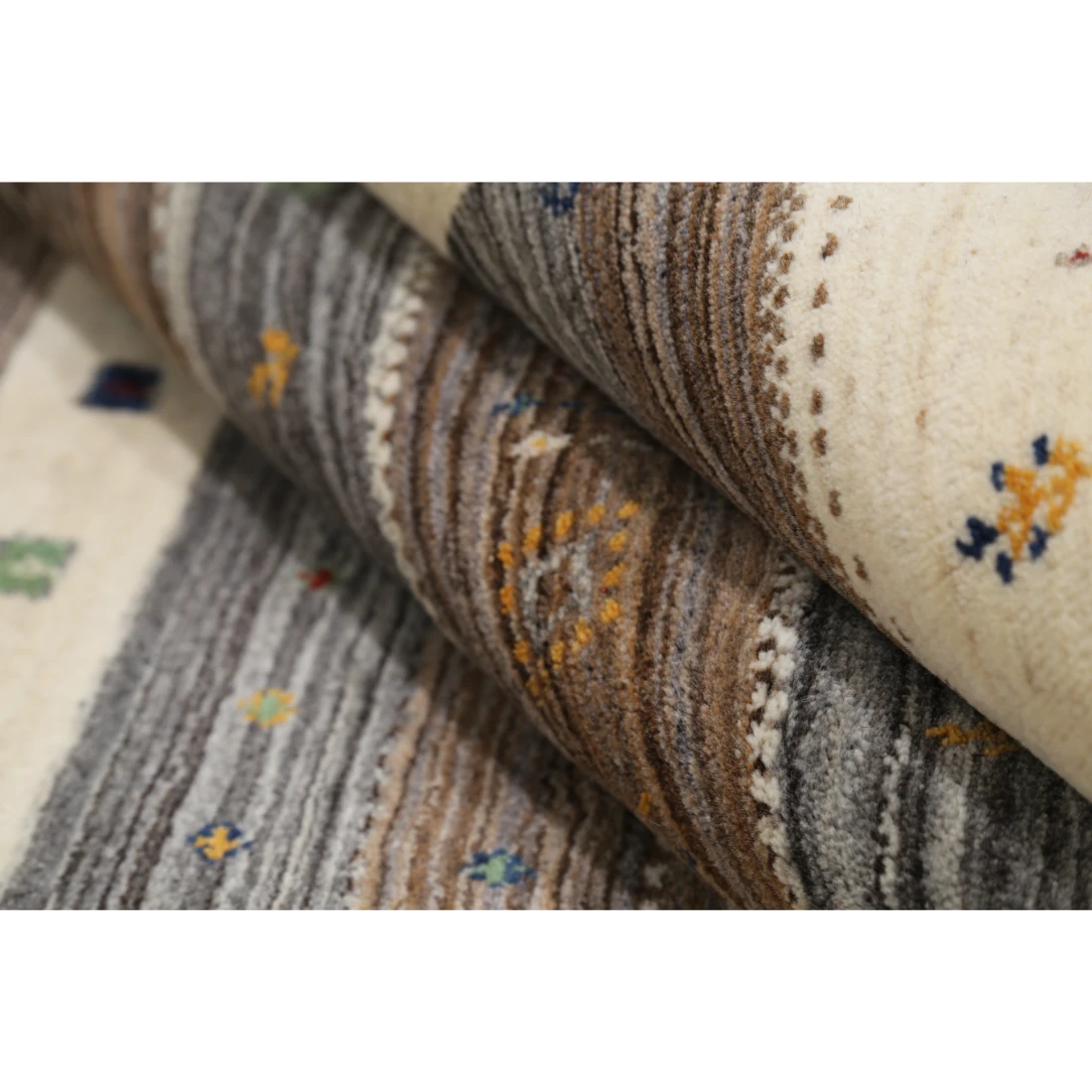 Hand Made Lori Wool Rug 5' 8" X 7' 10"