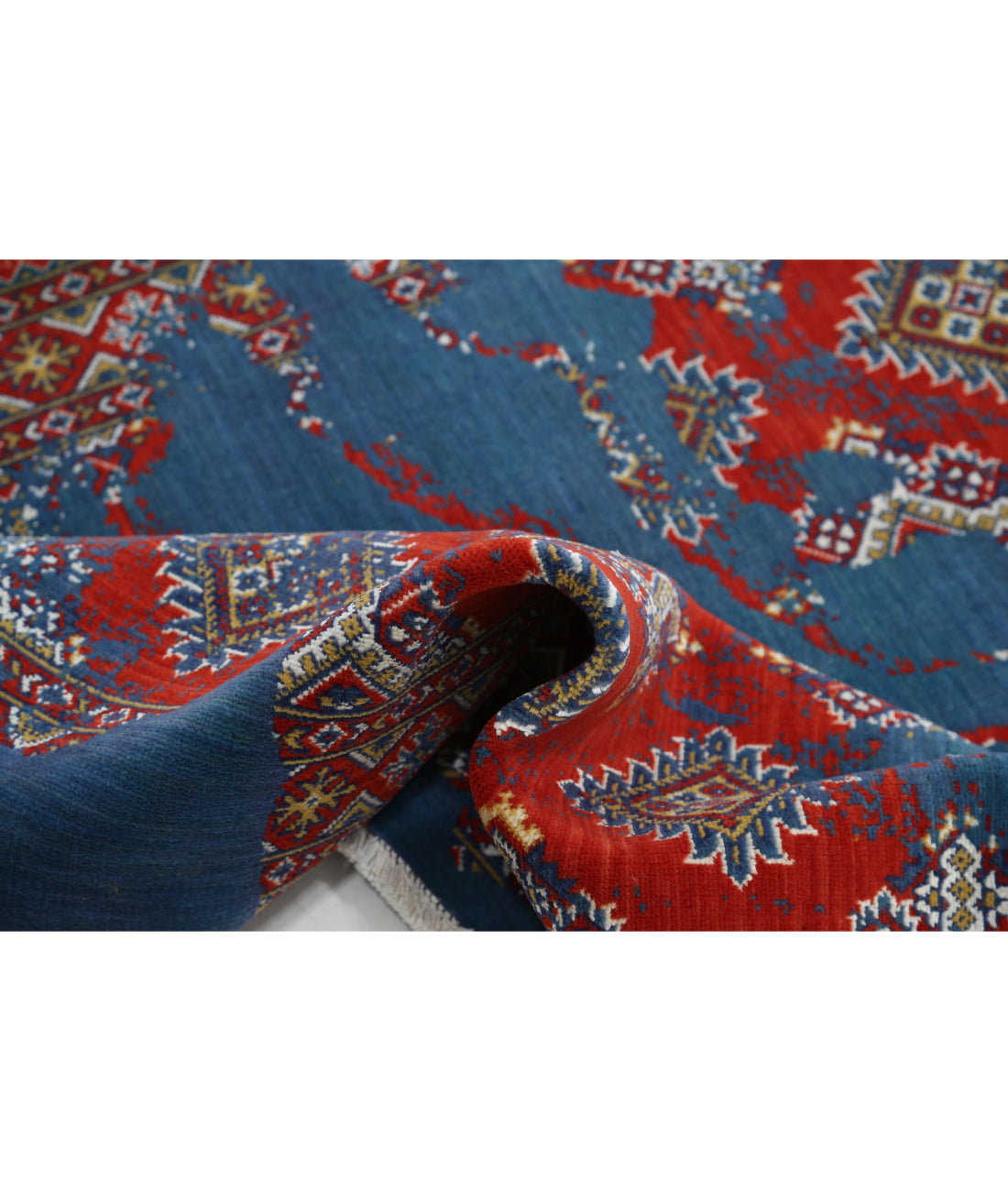 Ajrak Wool & Bamboo Silk Rug - 3'11'' x 6'1'' 3'11'' x 6'1'' (118 X 183) / Blue / Red