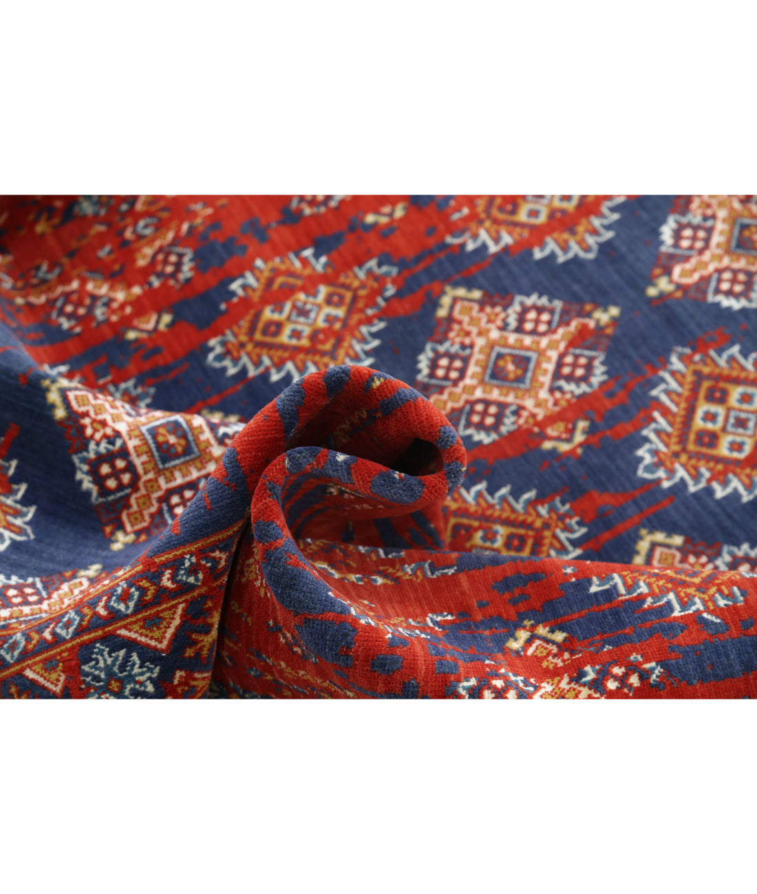Ajrak Wool & Bamboo Silk Rug - 4'0'' x 6'0'' 4'0'' x 6'0'' (120 X 180) / Red / Blue
