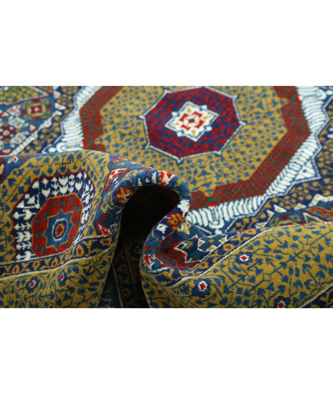 Gulshan Wool & Bamboo Silk Rug - 3'10'' x 6'0''