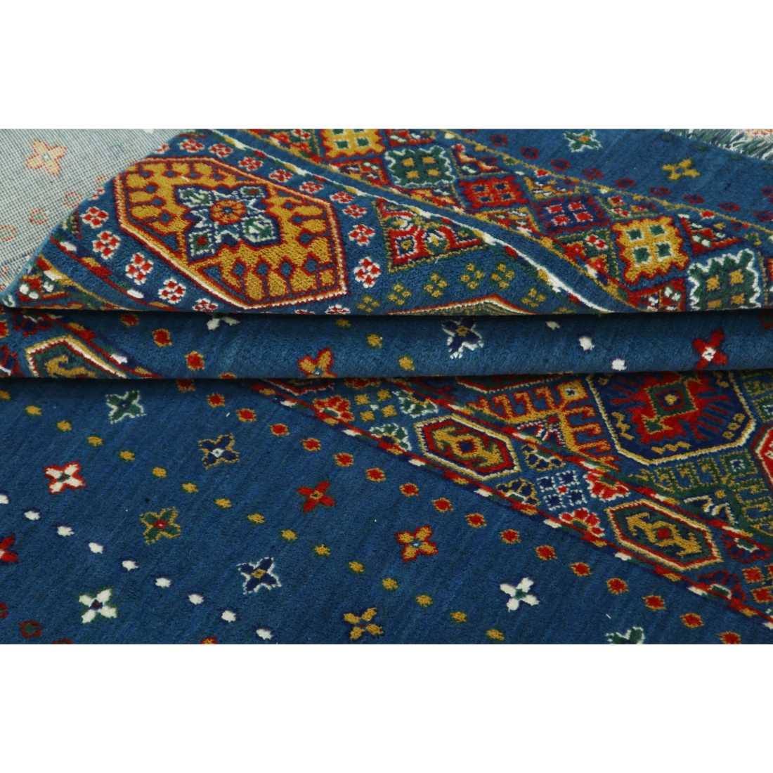 Gulshan Wool & Bamboo Silk Rug - 3'10'' x 6'0''