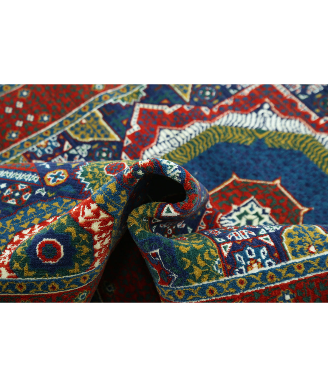 Alfombra Gulshan de lana y seda de bambú - 4'0'' x 5'9''