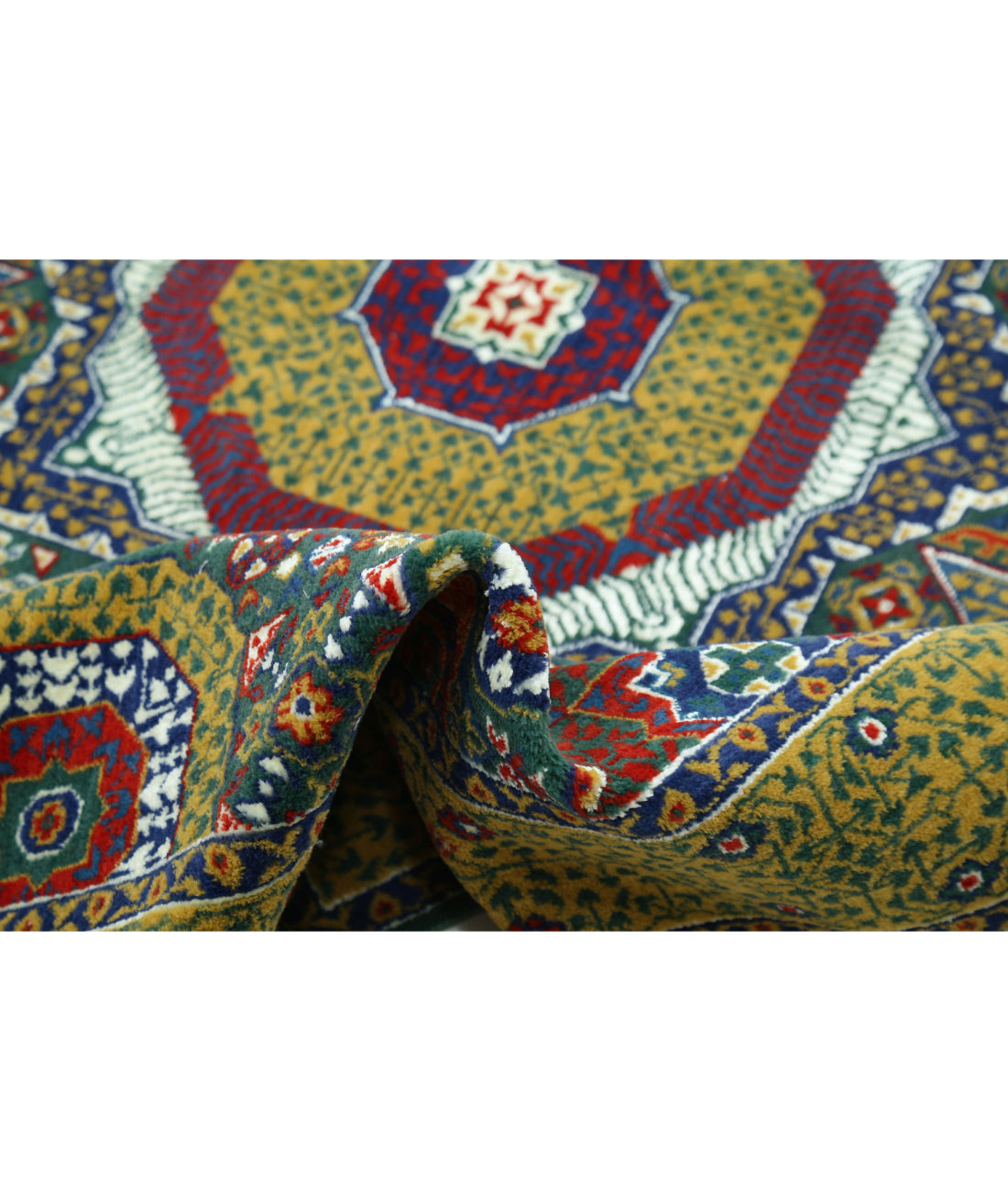 Gulshan Wool & Bamboo Silk Rug - 3'10'' x 6'0'' 3'10'' x 6'0'' (115 X 180) / Green / Gold