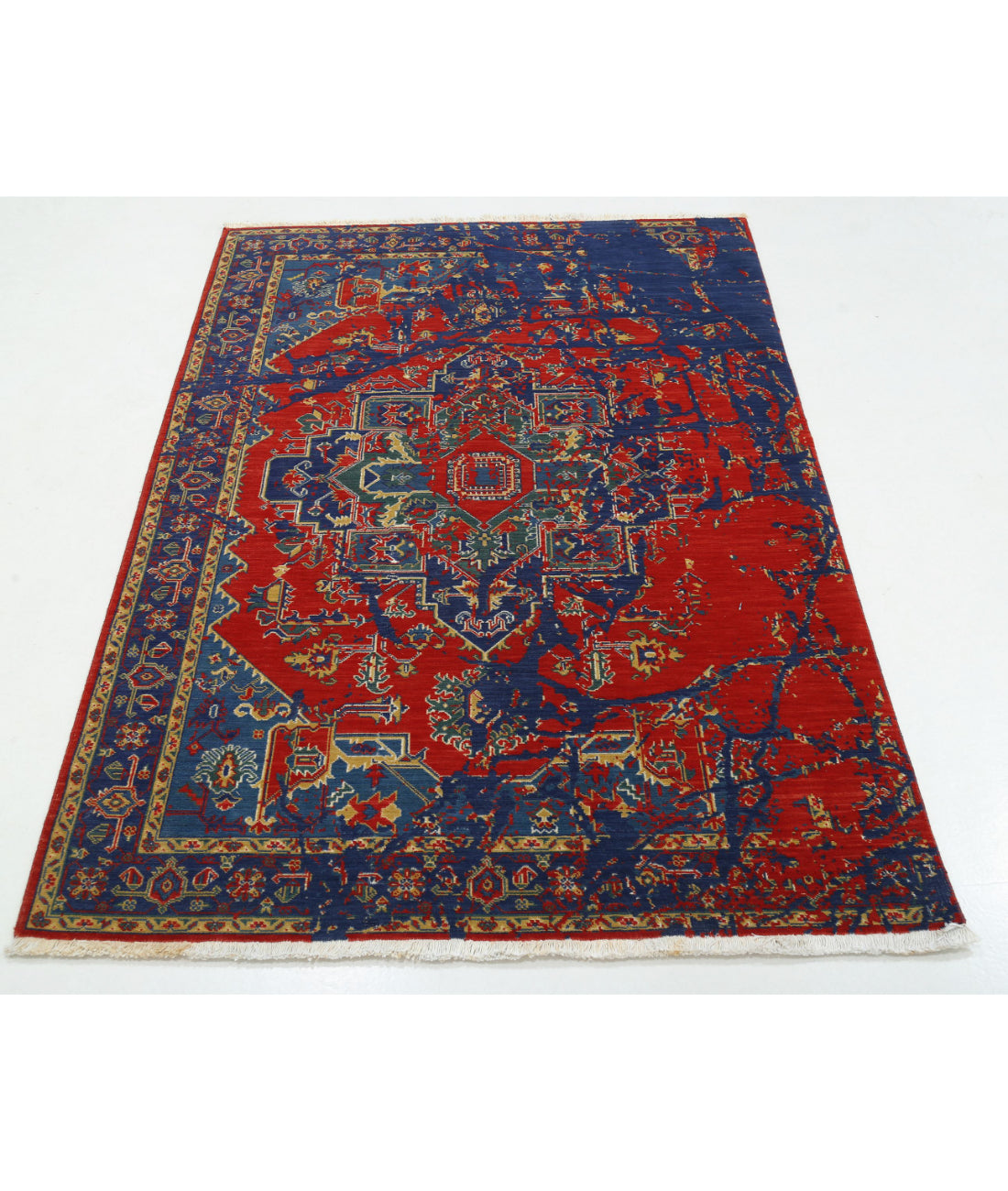 Gulshan Wool & Bamboo Silk Rug - 3'11'' x 5'9'' 3'11'' x 5'9'' (118 X 173) / Red / Blue