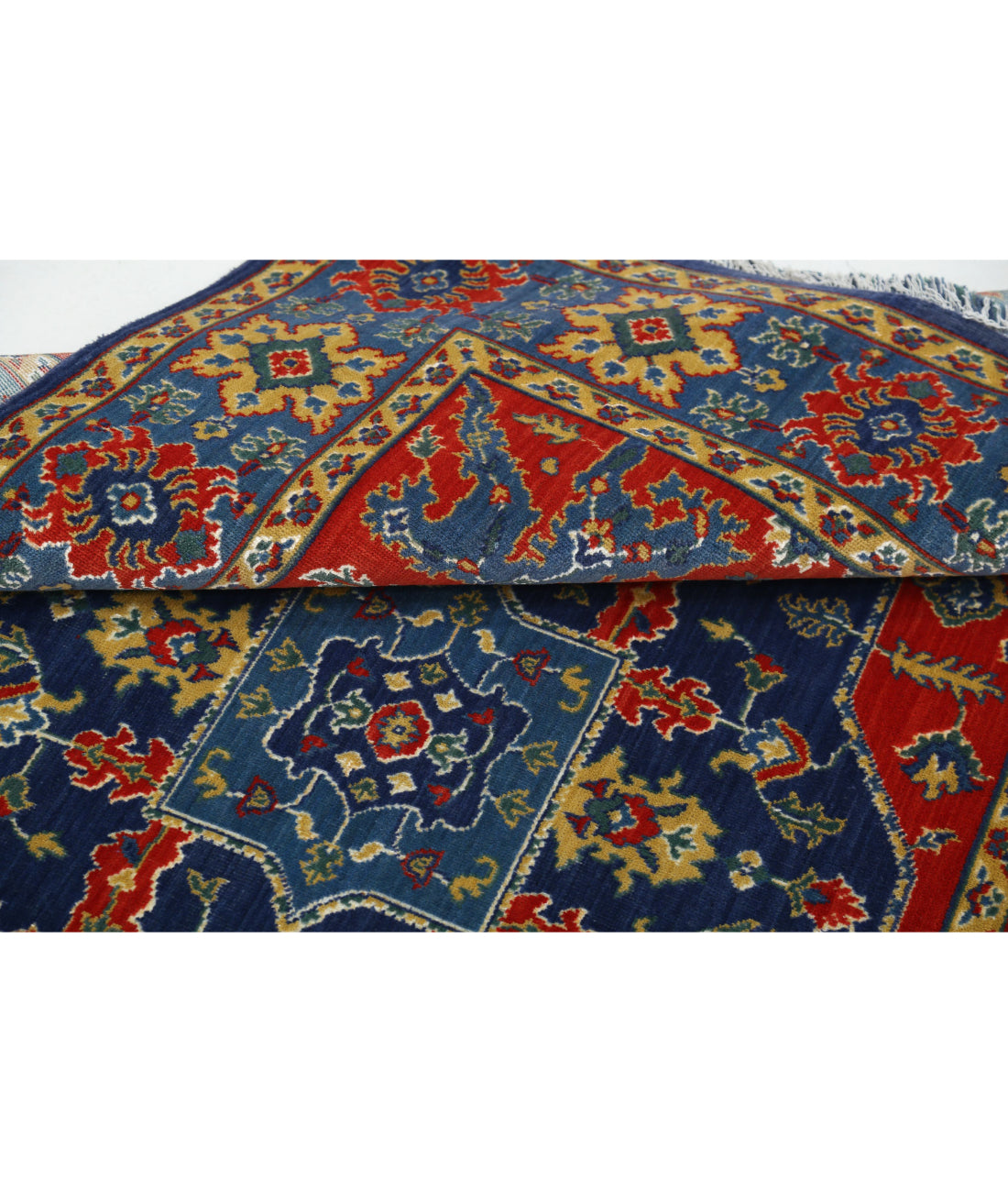 Gulshan Wool & Bamboo Silk Rug - 3'10'' x 6'1'' 3'10'' x 6'1'' (115 X 183) / Red / Blue