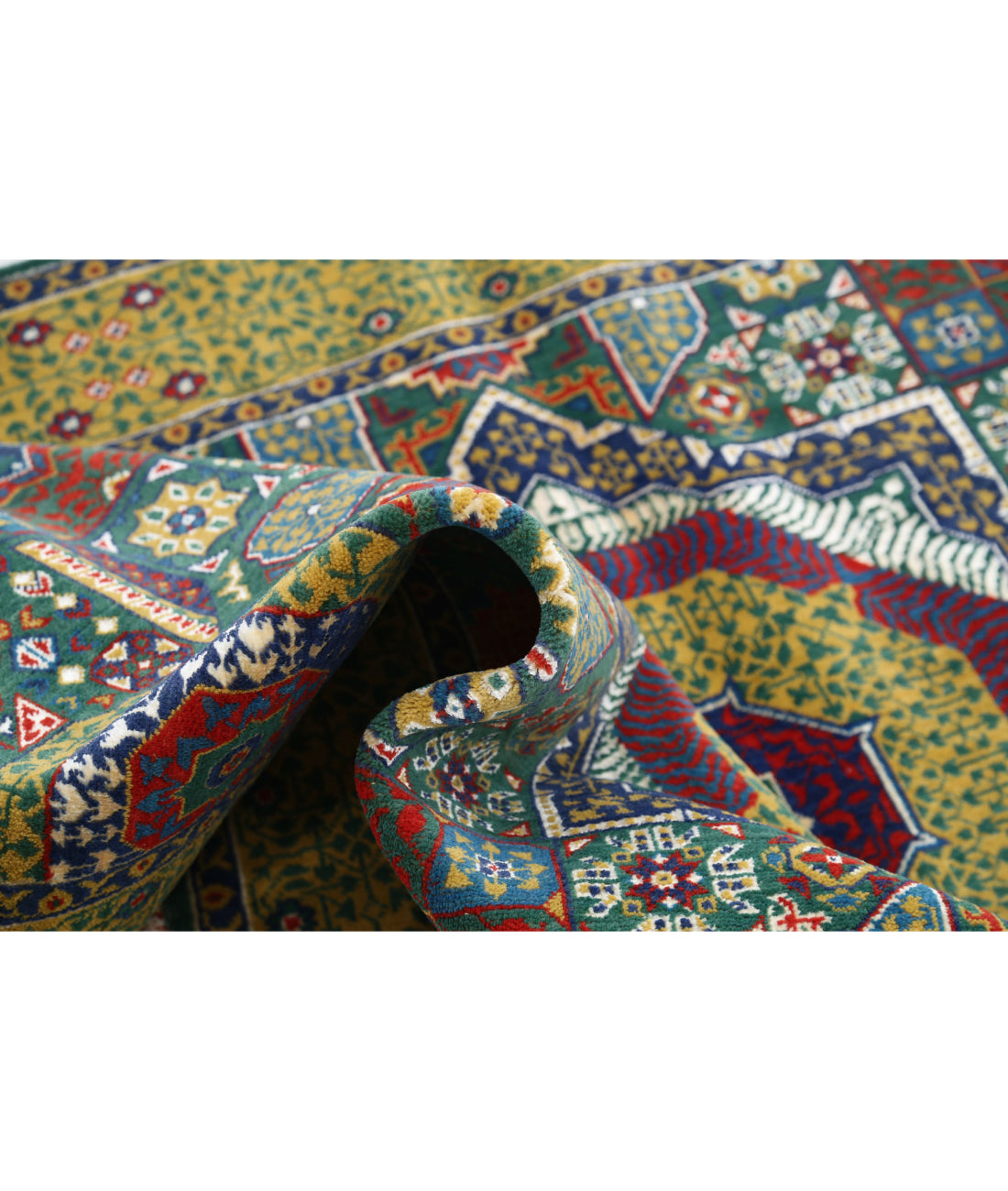 Gulshan Wool & Bamboo Silk Rug - 3'10'' x 6'0'' 3'10'' x 6'0'' (115 X 180) / Green / Gold