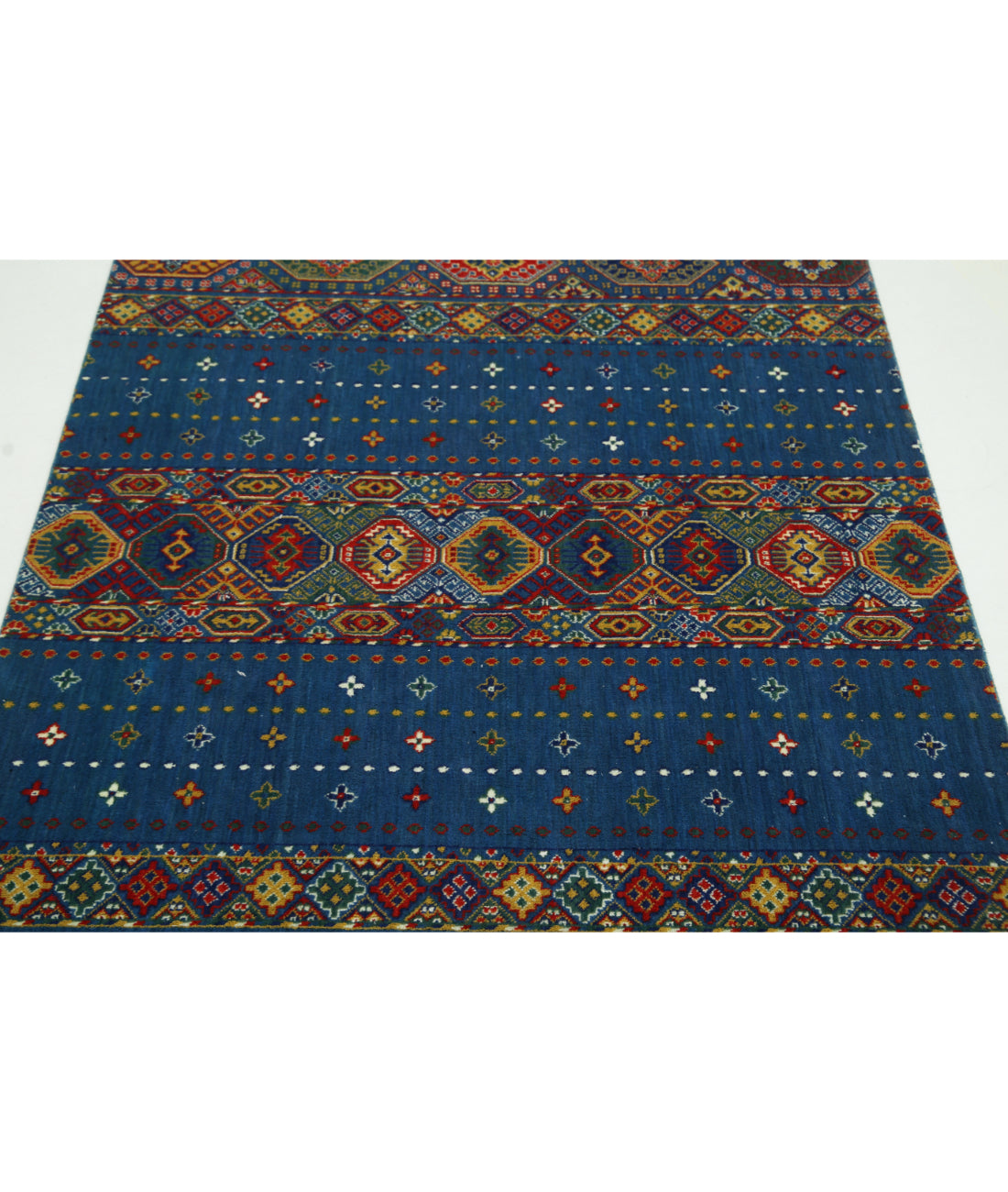 Gulshan Wool & Bamboo Silk Rug - 3'10'' x 6'0'' 3'10'' x 6'0'' (115 X 180) / Blue / Red