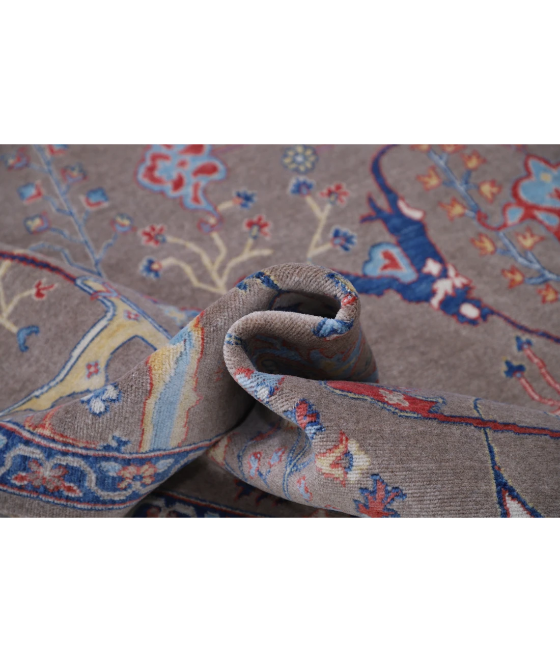 Power Loomed Heriz Wool Rug 8' 0" X 9' 10"