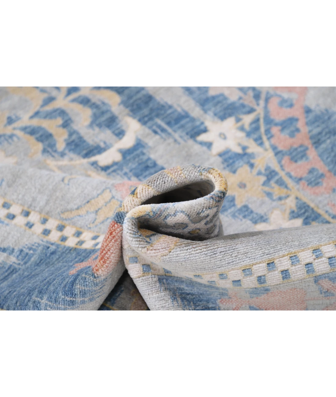 Power Loomed Ikat Wool Rug 8' 10" X 11' 11"