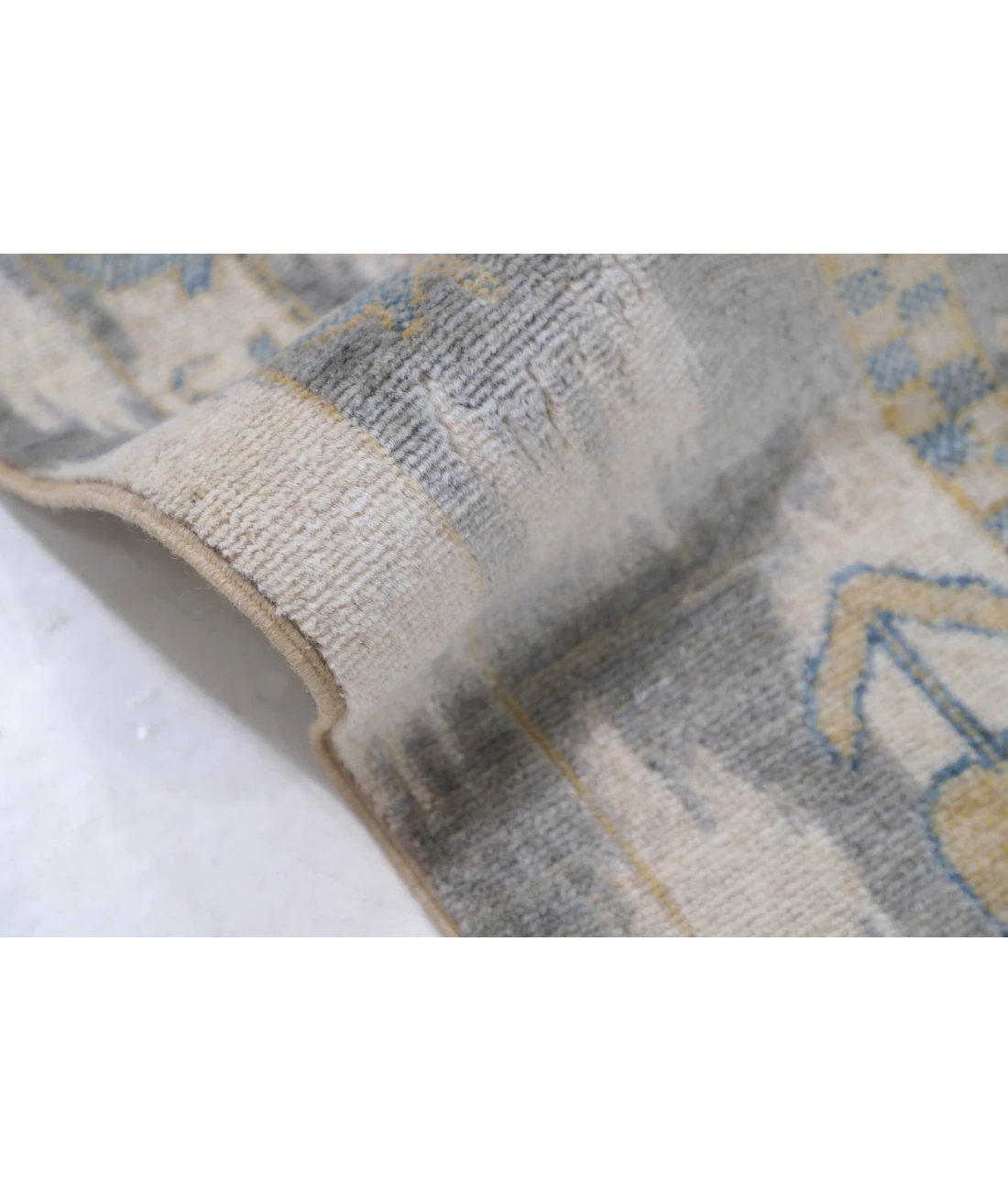 Power Loomed Ikat Wool Rug 8' 10" X 11' 11"