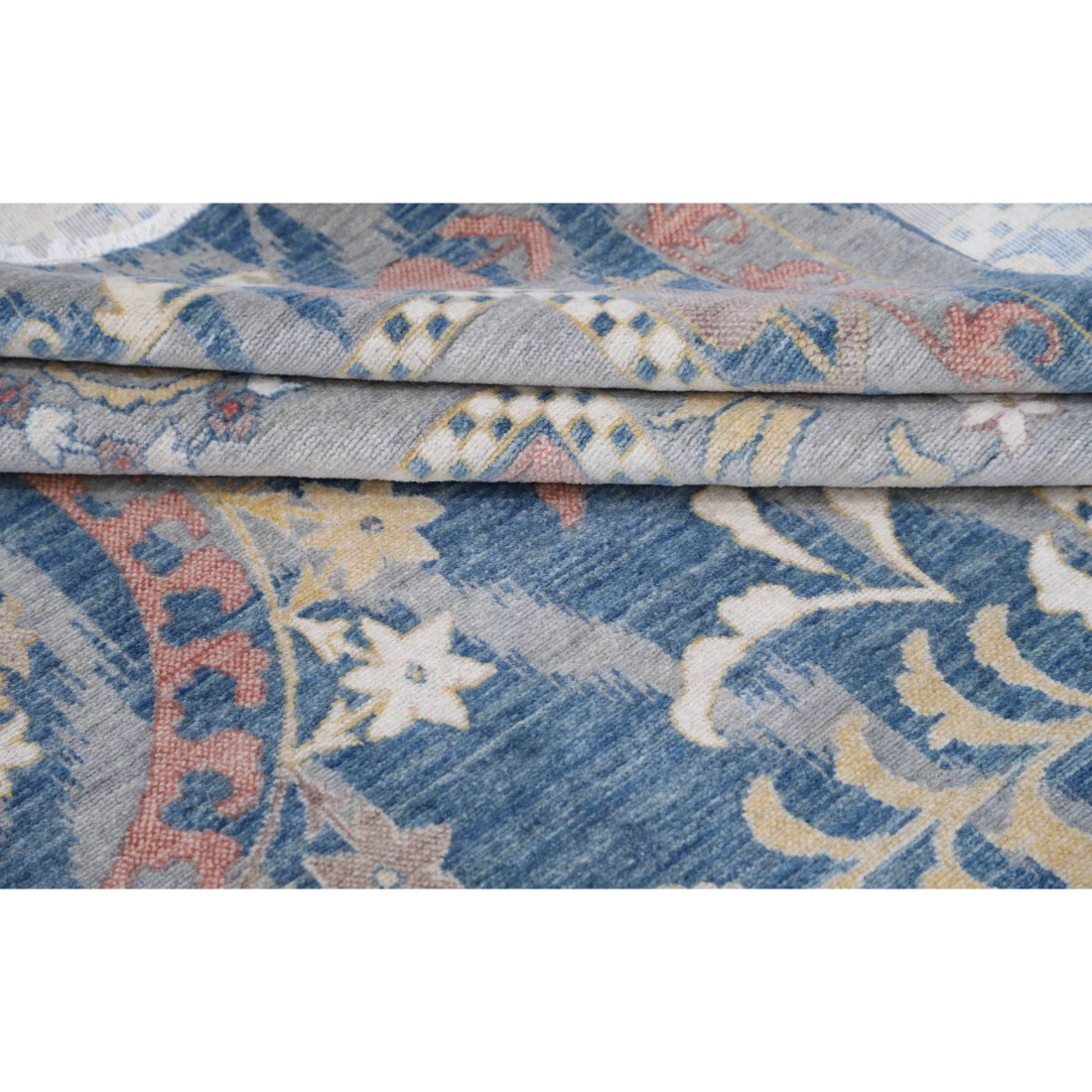 Power Loomed Ikat Wool Rug 8' 11" X 11' 11"