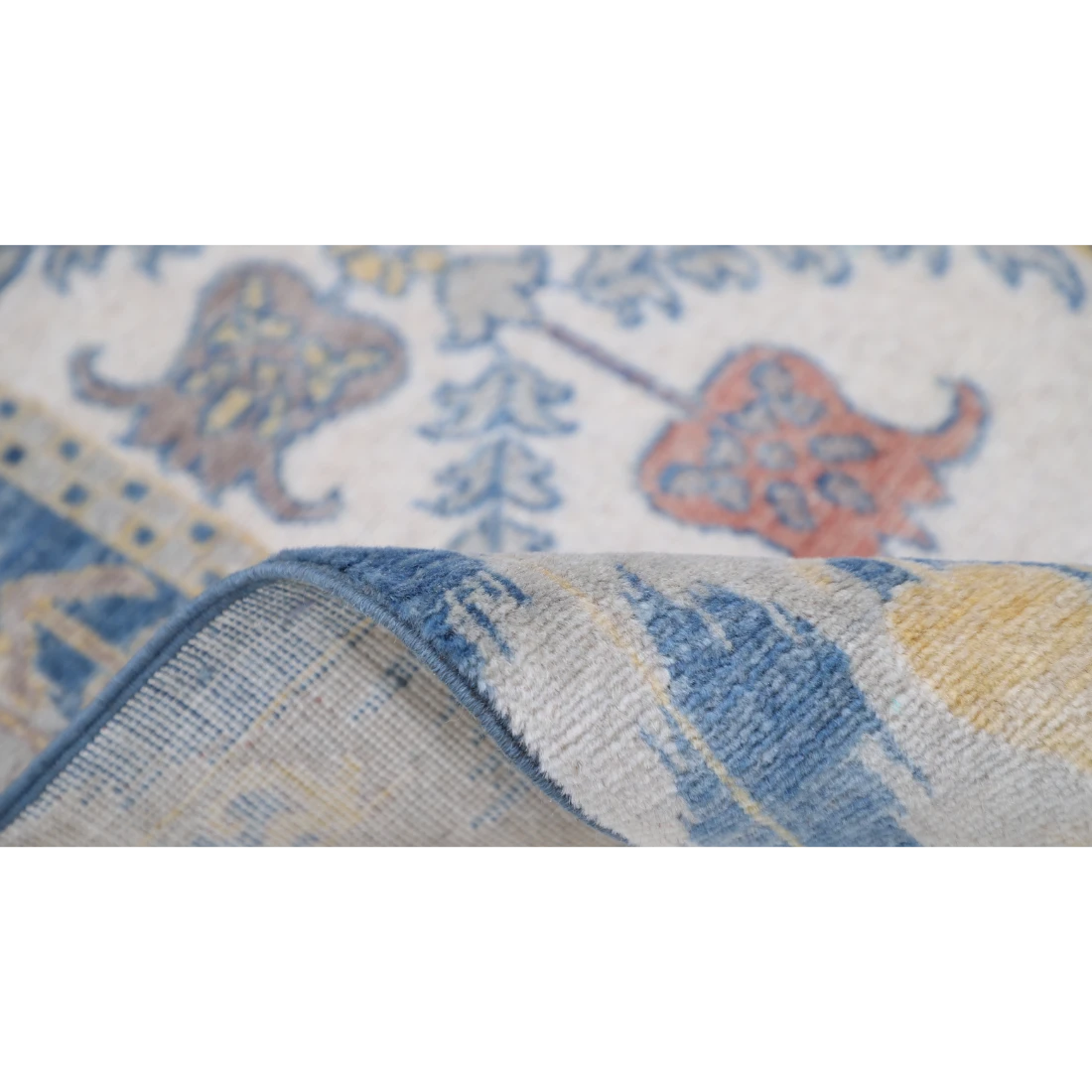 Power Loomed Ikat Wool Rug 6' 5" X 9' 11"