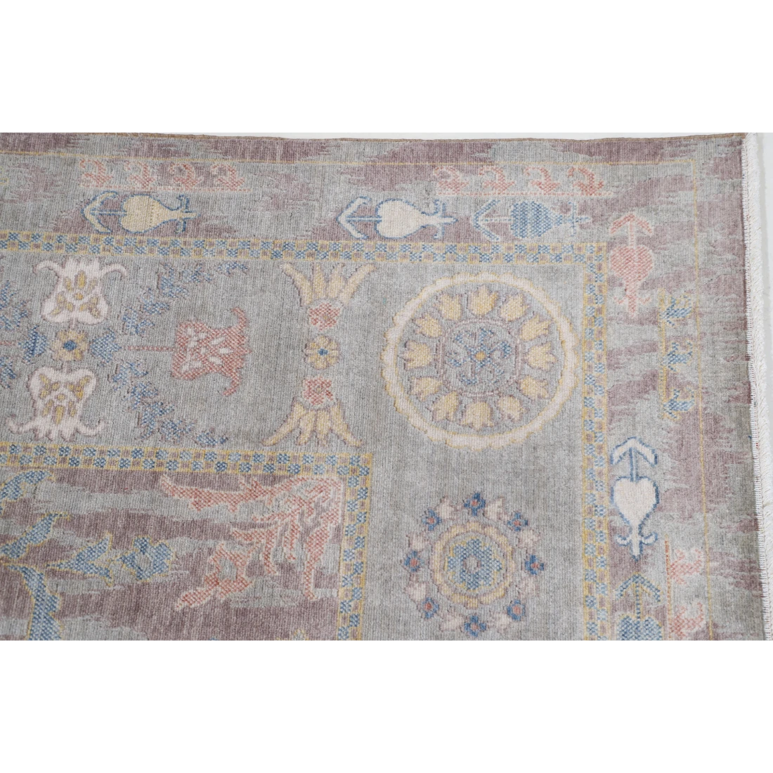Power Loomed Ikat Wool Rug 6' 5" X 9' 11"