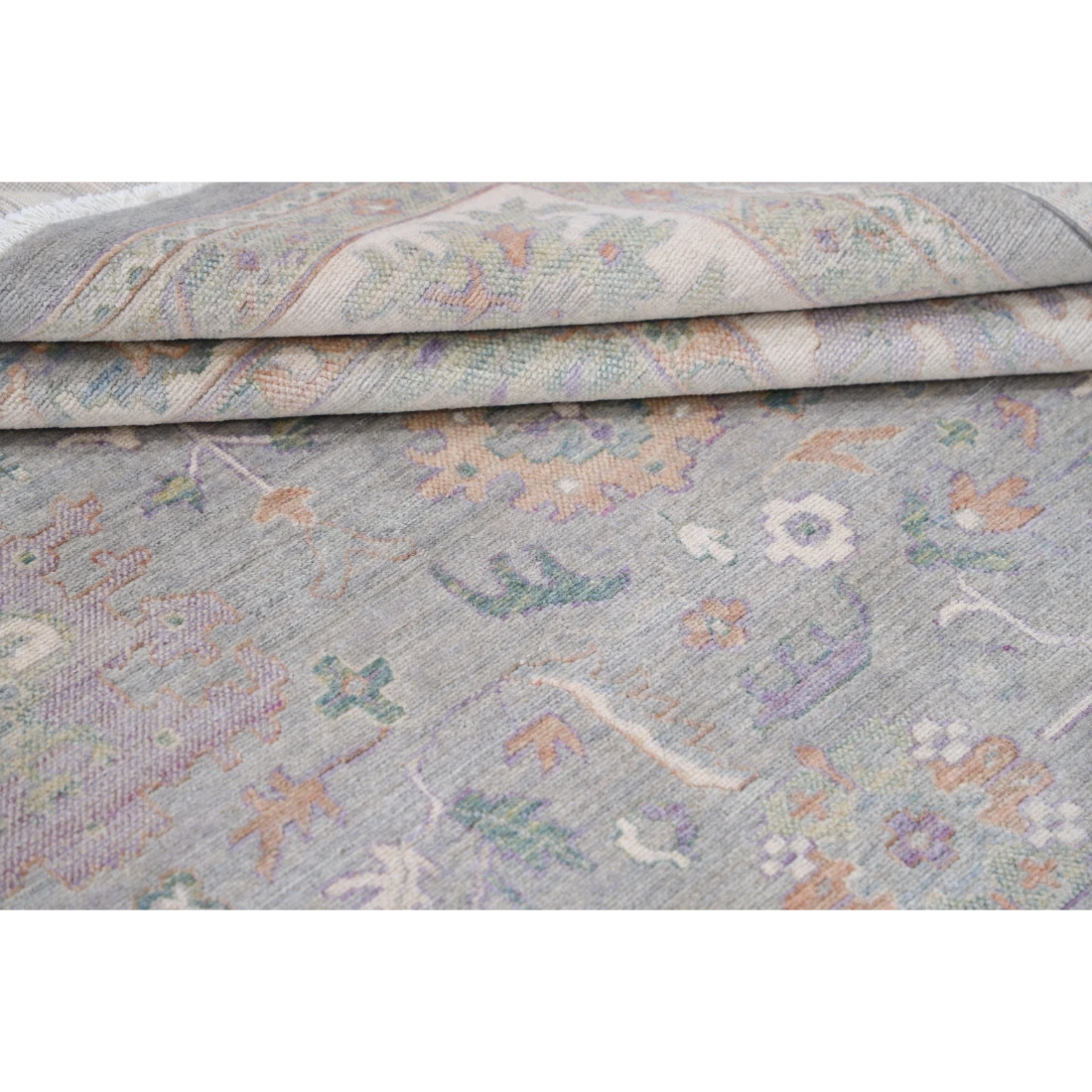 Power Loomed Lily Wool Rug 8' 10" X 11' 11"