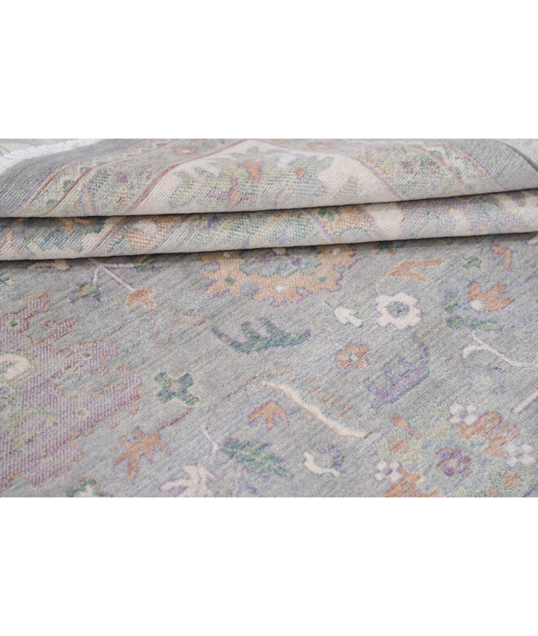 Power Loomed Lily Wool Rug 8' 10" X 11' 11"