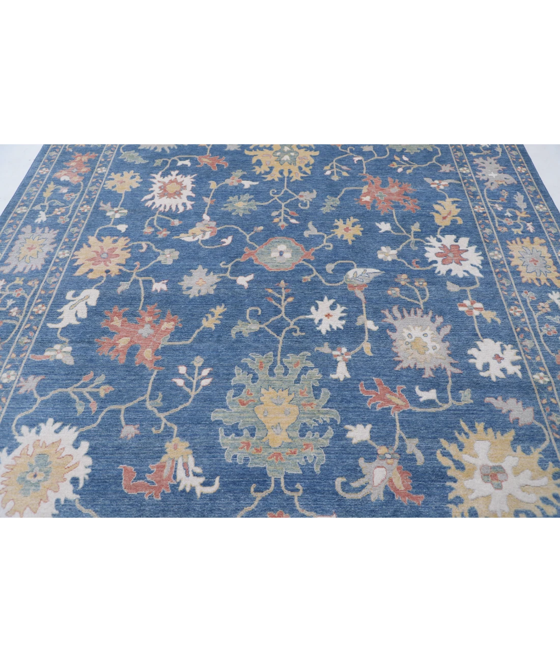 Power Loomed Lily Wool Rug 8' 1" X 9' 10"