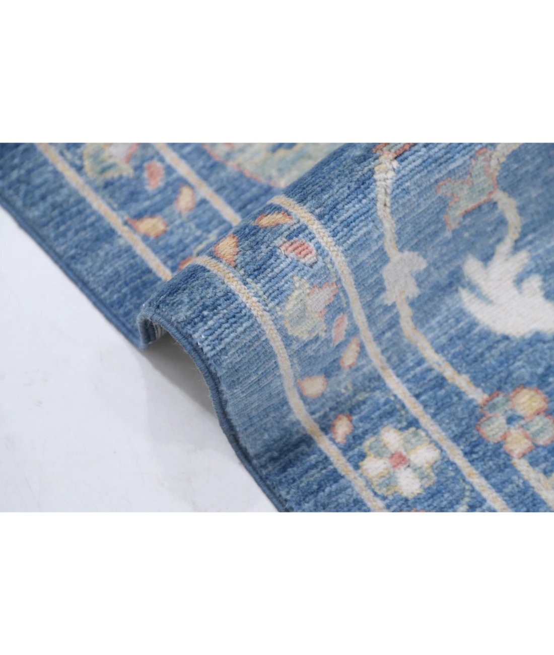 Power Loomed Lily Wool Rug 8' 1" X 9' 10"
