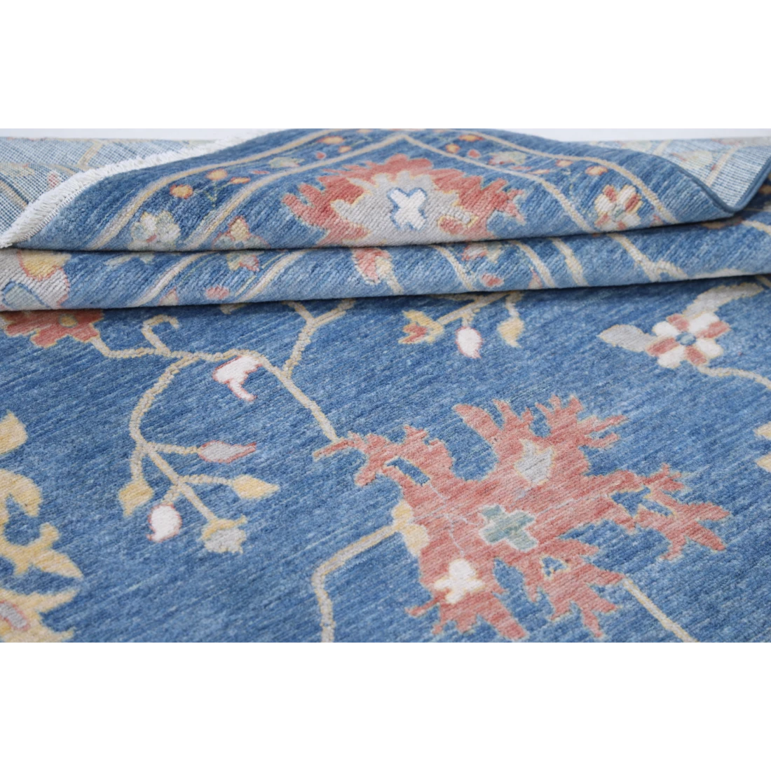 Power Loomed Lily Wool Rug 8' 1" X 9' 10"