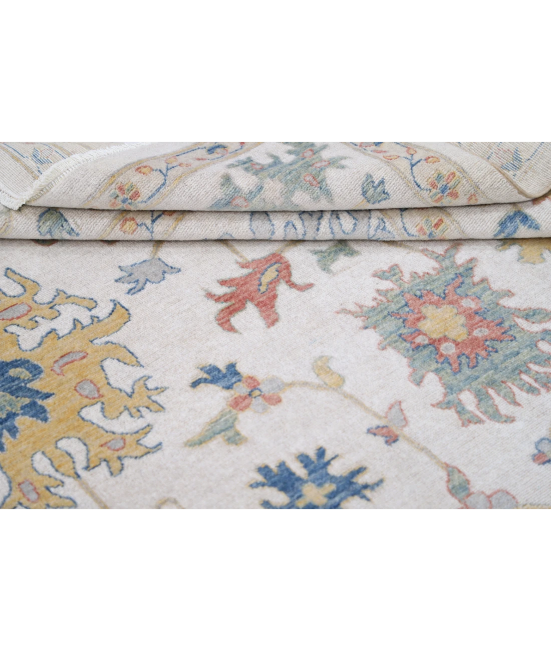 Power Loomed Lily Wool Rug 8' 0" X 10' 0"