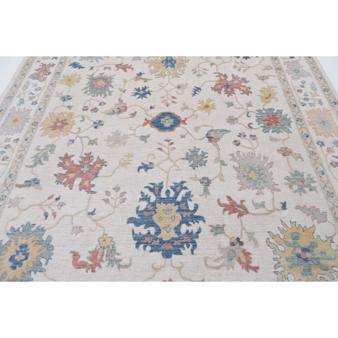 Power Loomed Lily Wool Rug 8' 1" X 9' 10"