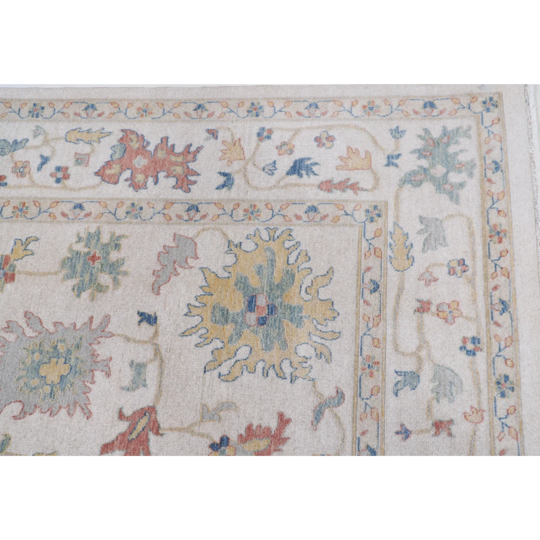 Power Loomed Lily Wool Rug 8' 1" X 9' 10"