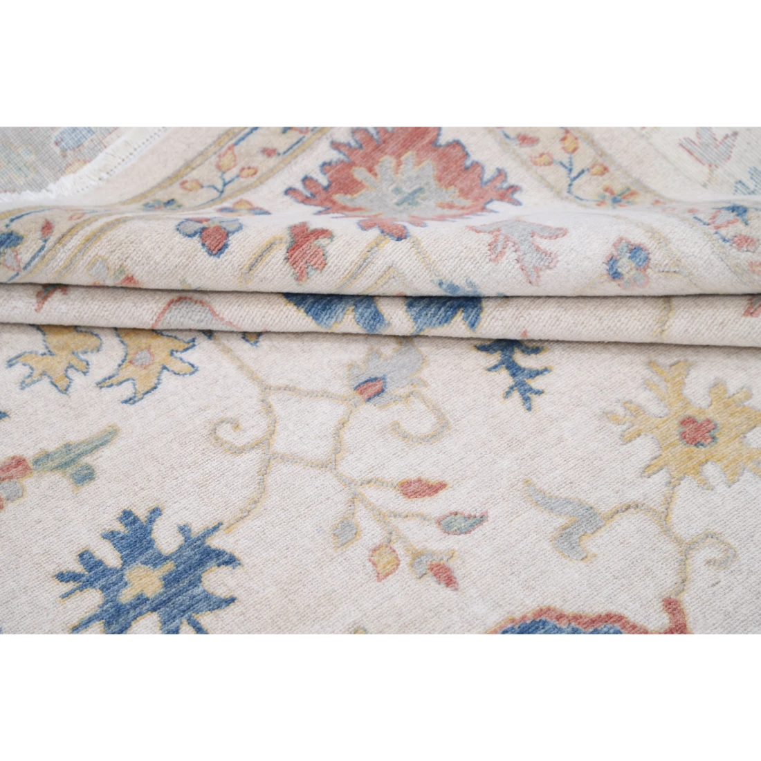 Power Loomed Lily Wool Rug 8' 1" X 9' 10"