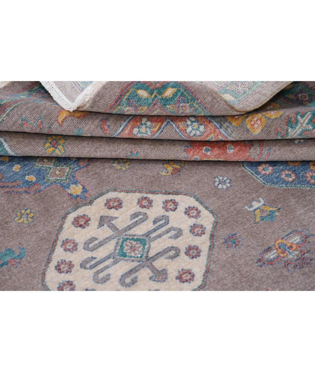 Power Loomed Pasha Wool Rug 7' 11" X 9' 11"