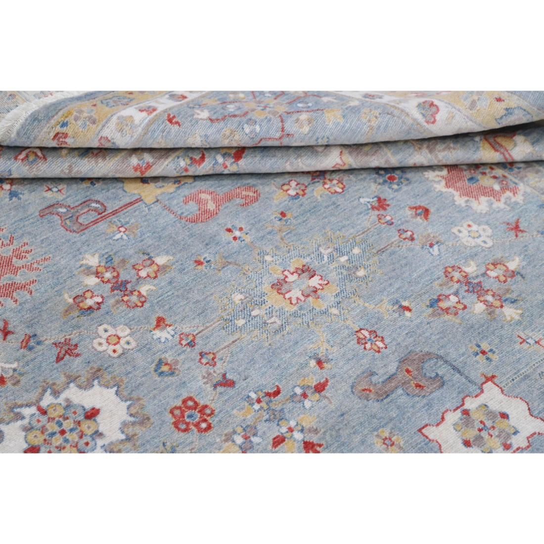Power Loomed Pasha Wool Rug - 8'11" × 11'10"
