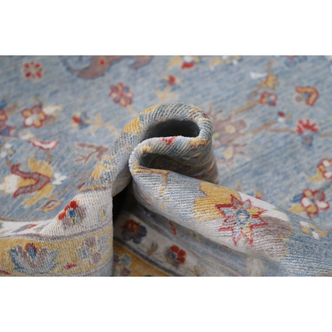 Power Loomed Pasha Wool Rug - 8'11" × 11'10"