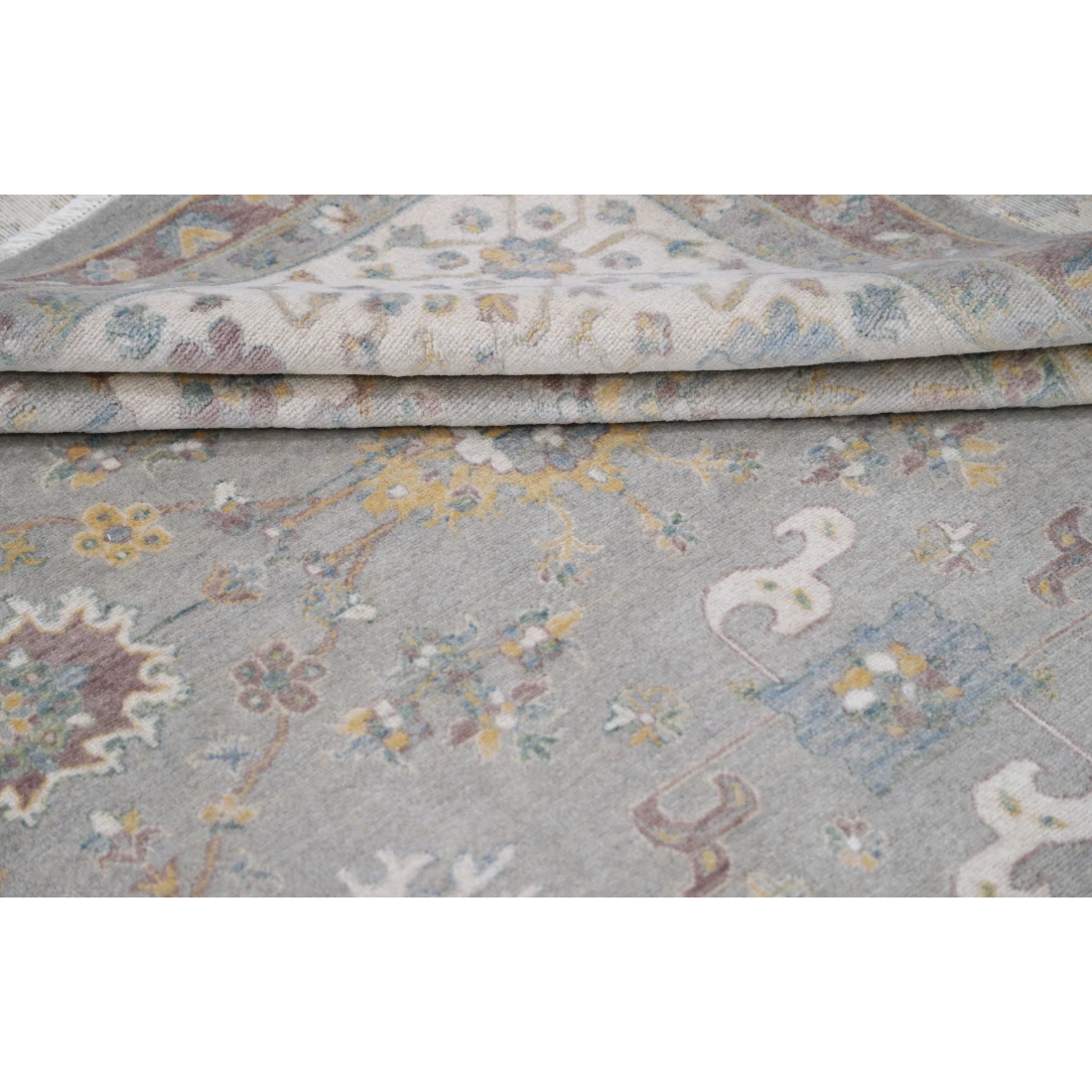 Power Loomed Pasha Wool Rug 9' 0" X 12' 0"