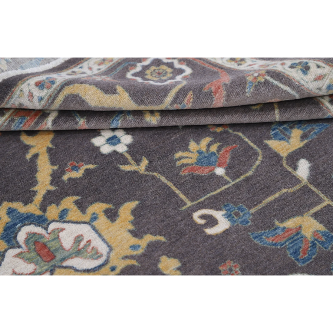Power Loomed Pasha Wool Rug 8' 0" X 9' 10"
