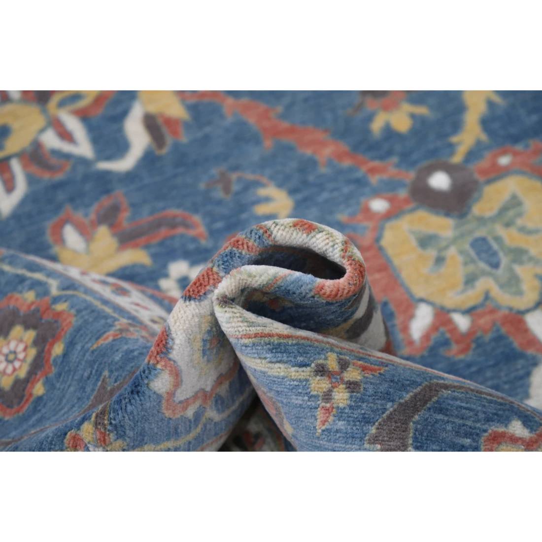 Power Loomed Pasha Wool Rug 8' 0" X 9' 11"