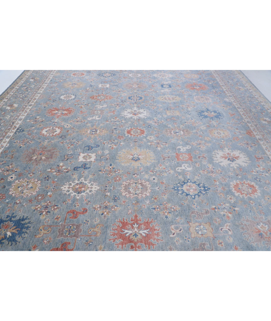 Power Loomed Pasha Wool Rug 11' 10" X 14' 9"