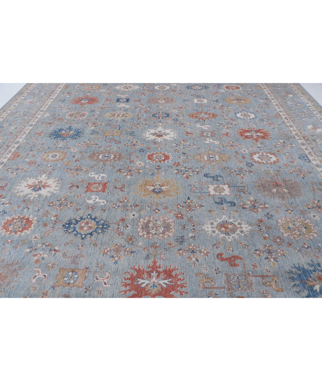Power Loomed Pasha Wool Rug 12' 0" X 14' 10"