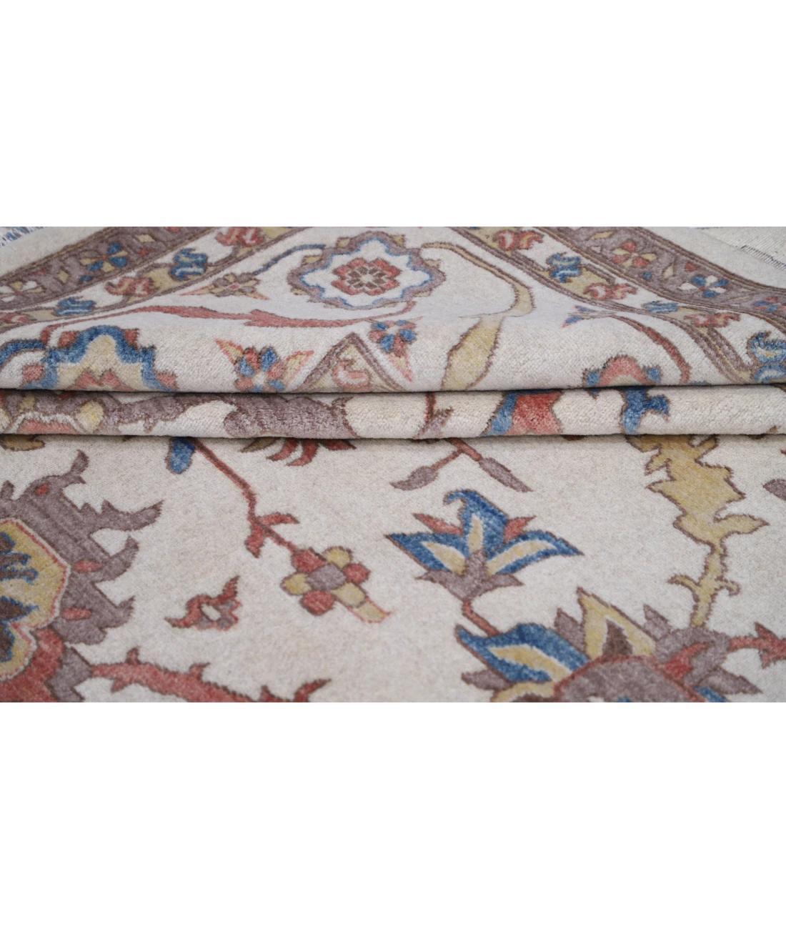Power Loomed Pasha Wool Rug 10' 0" X 13' 10"