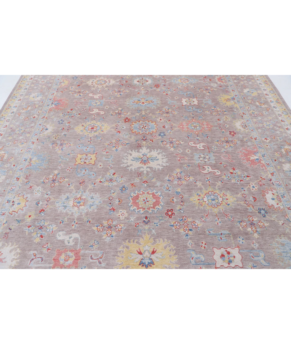 Power Loomed Pasha Wool Rug 8' 9" X 11' 11"