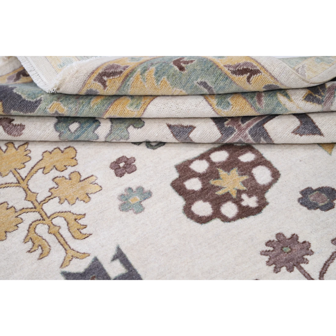Power Loomed Pasha Wool Rug 7' 10" X 9' 10"